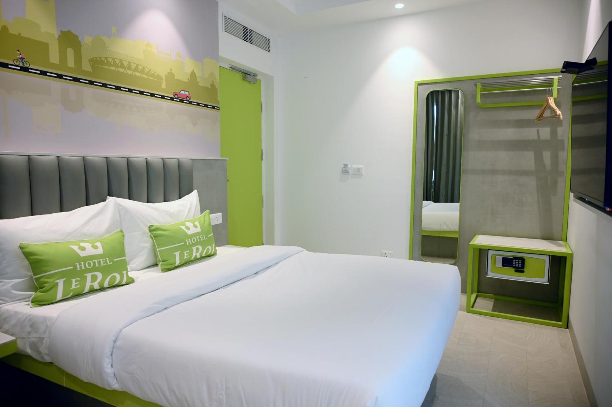 Hotel Le Roi Express Karol Bagh เดลี ภายนอก รูปภาพ